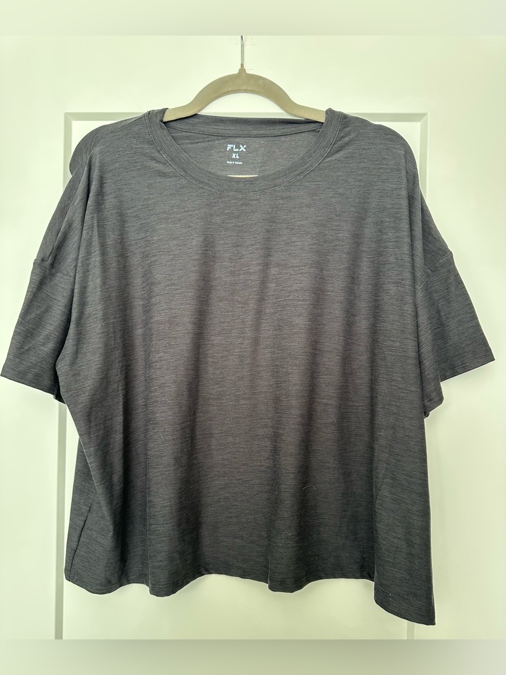 FLX Women’s Gray Relaxed Crop Top in